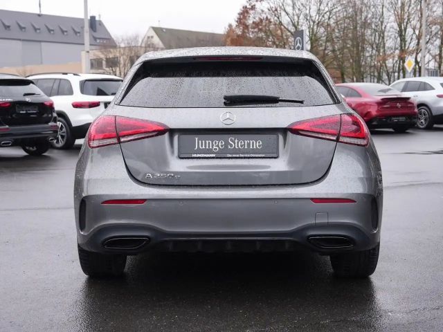 Mercedes-Benz A 250 A 250 e AMG Line