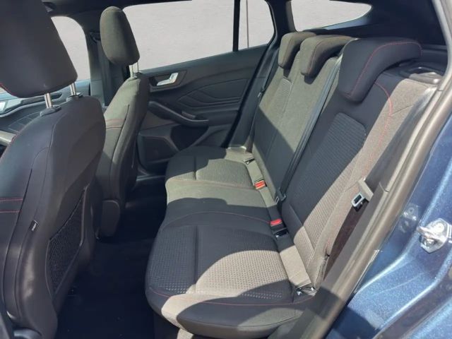 Ford Focus EcoBoost ST Line Wagon