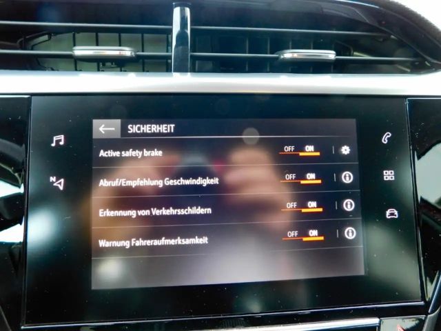 Opel Corsa Corsa Elektric 3-Phasen 11KW Charger  Allwetterrei