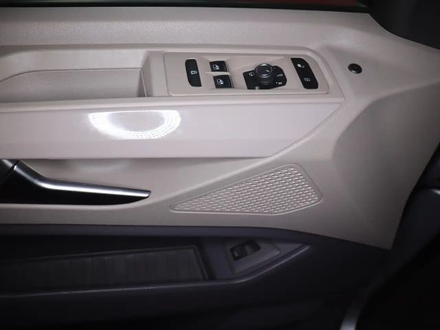 Volkswagen Multivan 2.0 TDI Lang Style T7