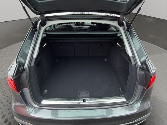 Audi A4 40 TFSI Avant S-Line S-Tronic