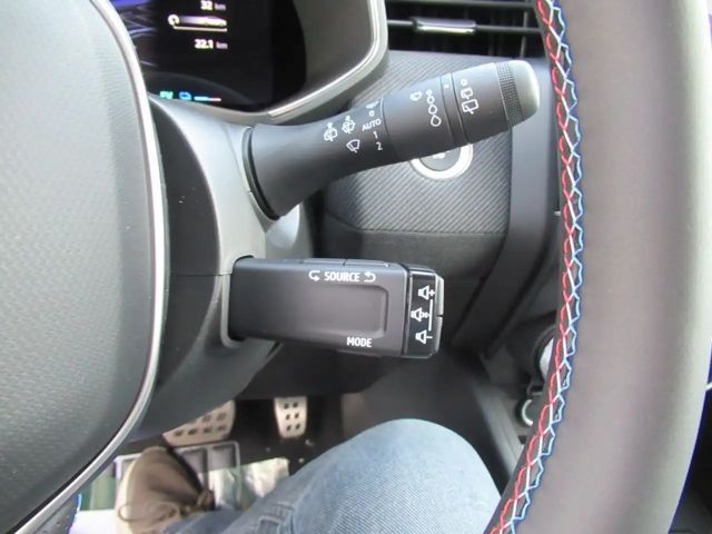 Renault Clio Alpine E-Tech Hybrid