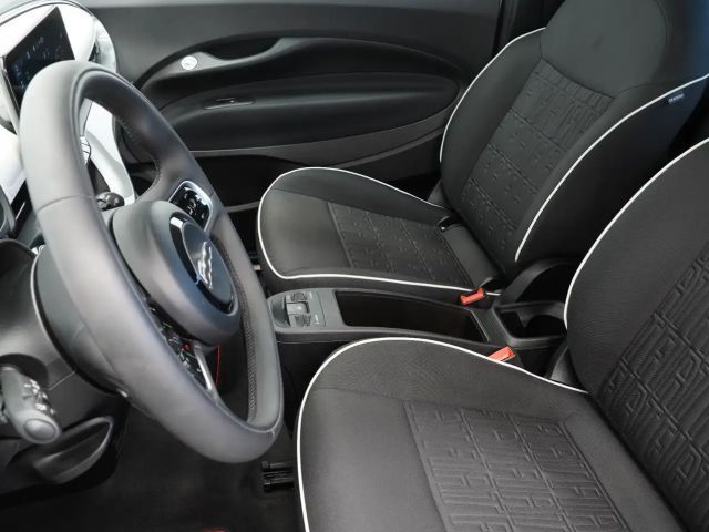 Fiat 500e 87KW/42kWh/DC-LADEN/CARPLAY/DAB/SOH