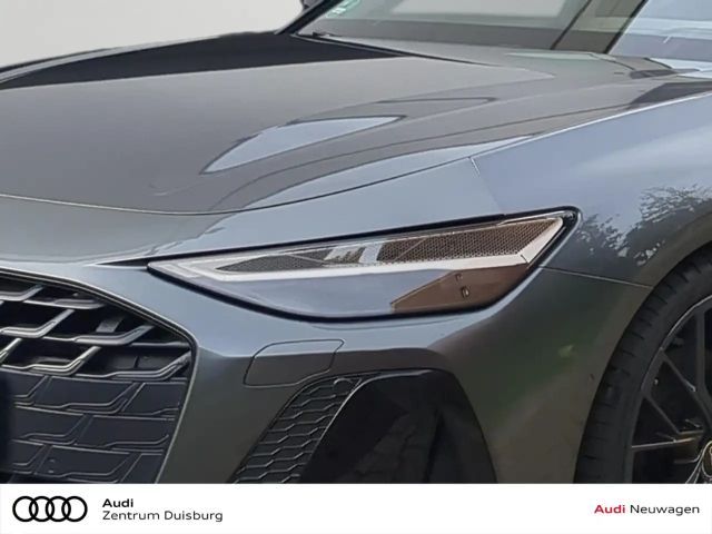 Audi A6 Avant Quattro S-Tronic