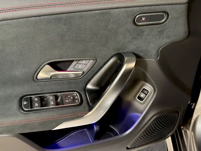 Mercedes-Benz CLA 35 AMG AMG Line Coupé