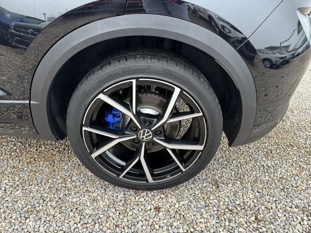 Volkswagen T-Roc R Akrapovic/ BeatsAudio / Keyless Access