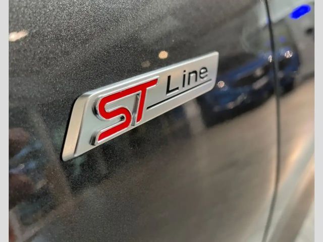 Ford Focus ST Line Wagon