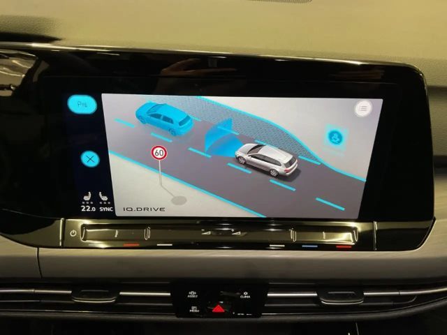 Volkswagen Golf 2.0 TDI DSG Style Variant