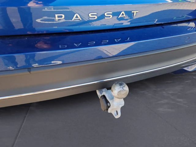 Volkswagen Passat 1.5 eTSI Business DSG Variant