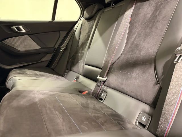 BMW 135 Sedan xDrive