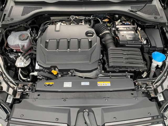 Skoda Superb 2.0 TDI Combi Laurin & Klement