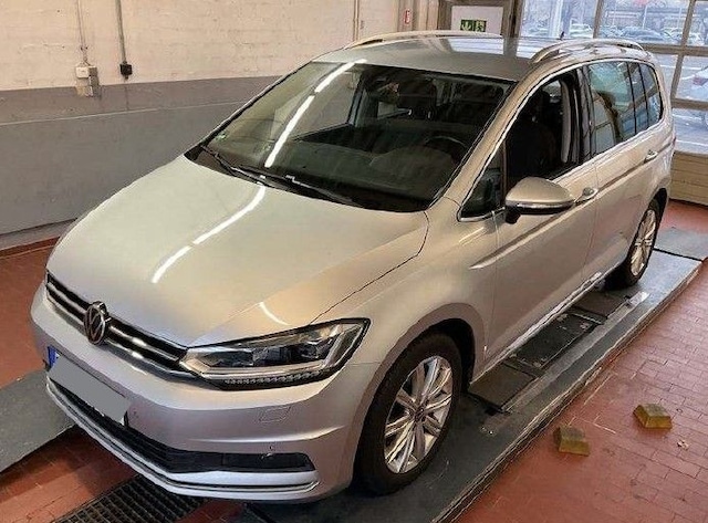 Volkswagen Touran 1.5 TSI DSG Highline