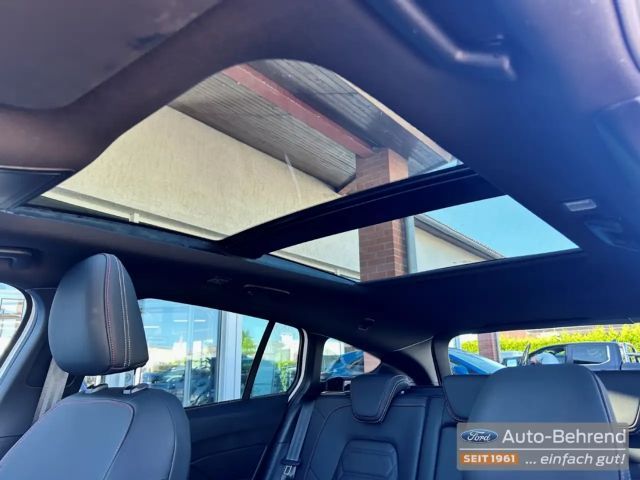 Ford Focus ST Line Wagon