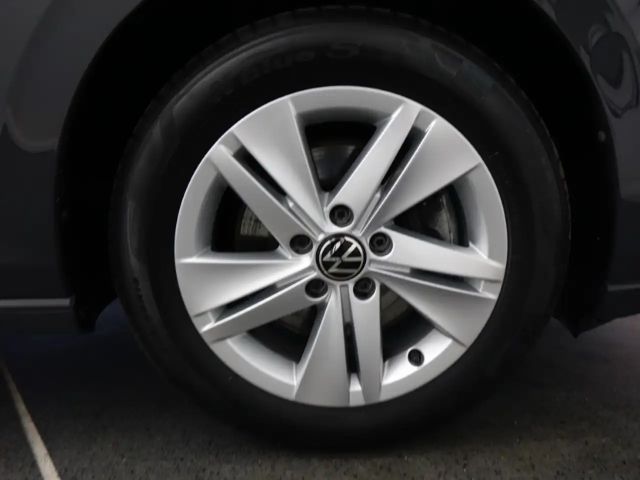 Volkswagen Golf DSG Life Variant