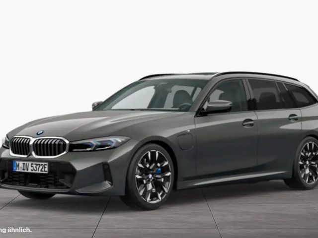 BMW 330 330e Touring xDrive
