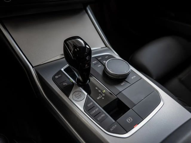 BMW 320 320d Touring xDrive