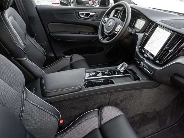 Volvo XC60 AWD Dark Plus T6