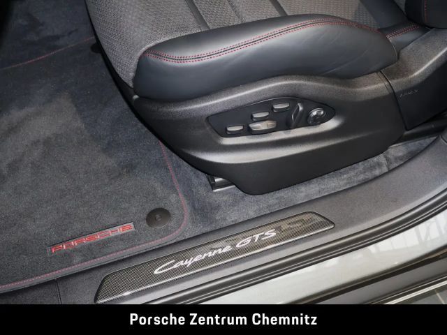 Porsche Cayenne GTS