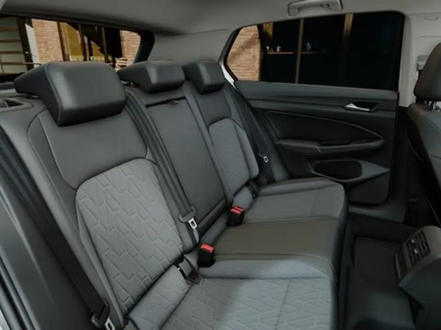 Volkswagen Golf DSG Life