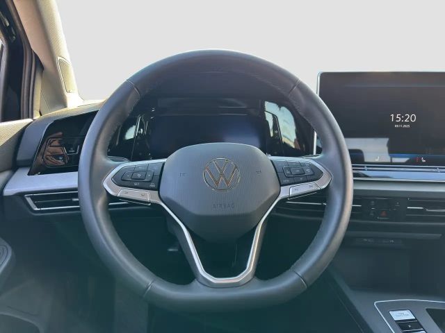 Volkswagen Golf 1.5 eTSI DSG Life