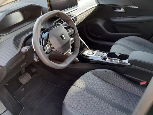 Peugeot 208 Allure Pack EAT8