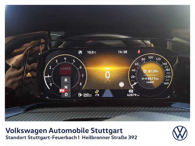 Volkswagen Golf 1.5 eTSI DSG R-Line