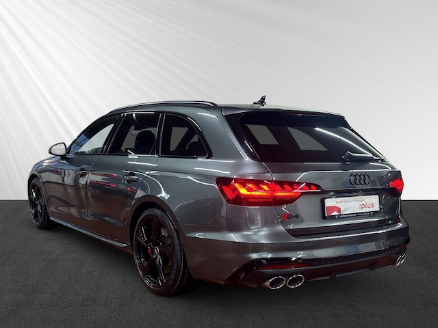 Audi S4 Avant Quattro