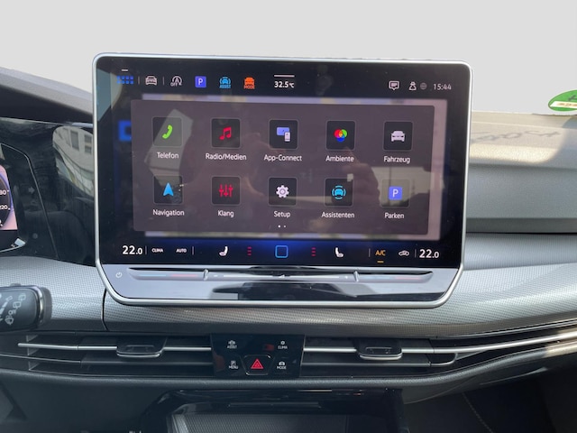 Volkswagen Golf 1.5 eTSI DSG Golf VIII