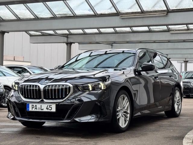 BMW 520 520d M-Sport Touring