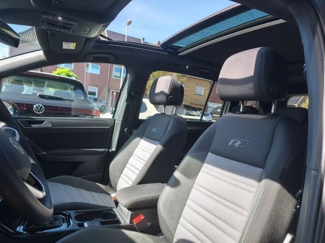 Volkswagen Touran Highline R-Line
