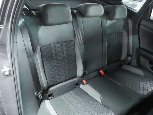 Volkswagen Taigo 1.5 TSI DSG IQ.Drive R-Line