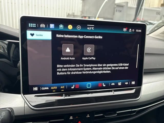 Volkswagen Golf DSG Life