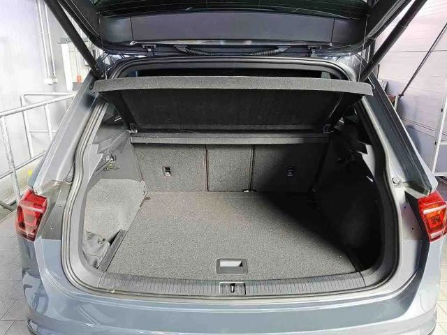 Volkswagen Tiguan R / R-Performance / Akrapovice