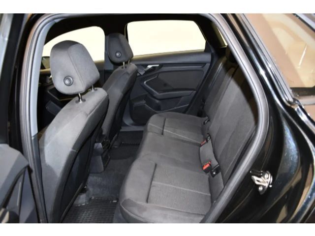 Audi A3 30 TFSI S-Tronic Sedan
