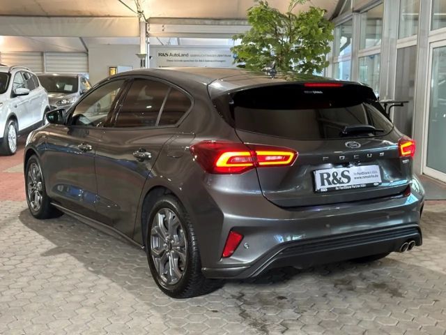 Ford Focus ST Line