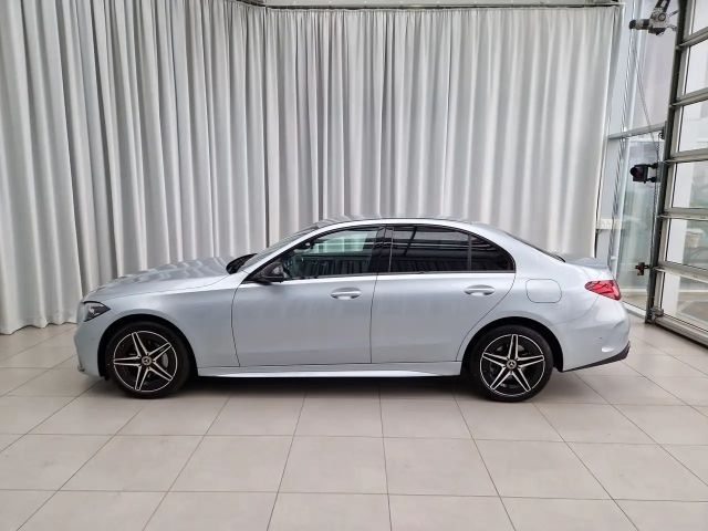 Mercedes-Benz C 300 Sedan