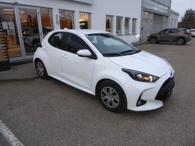 Toyota Yaris Hatchback Hybride VVT-i