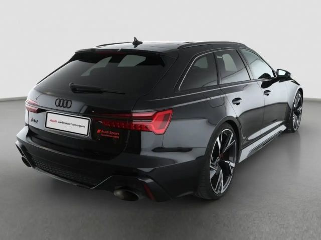 Audi RS6 Avant Quattro