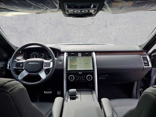 Land Rover Discovery D300 Dynamic SE