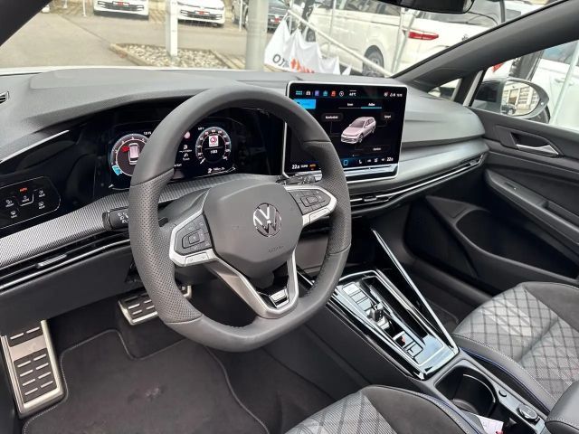 Volkswagen Golf DSG Sport Variant