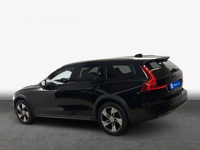 Volvo V60 Cross Country AWD Plus