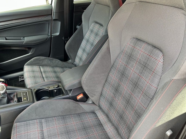 Volkswagen Golf 2.0 TSI GTI