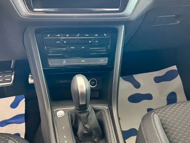 Volkswagen Touran IQ.Drive R-Line