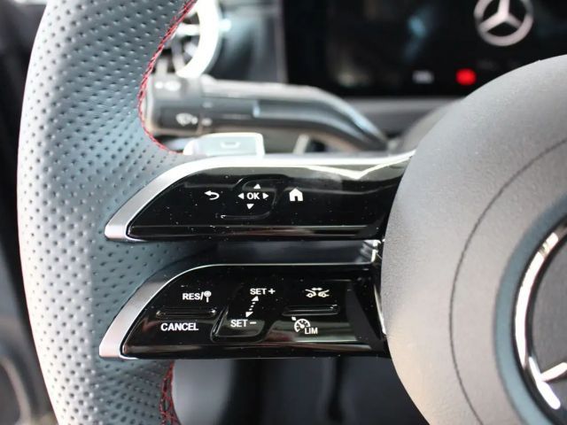 Mercedes-Benz CLA 200 AMG Line Coupé