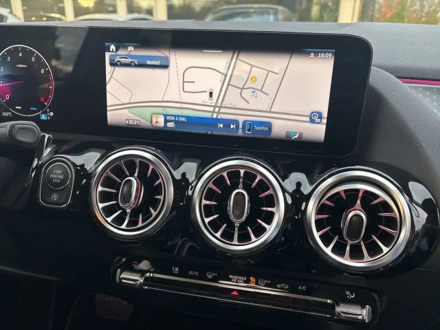 Mercedes-Benz GLA 180 Progressive