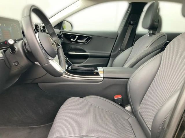 Mercedes-Benz C 300 AVANTGARDE Sedan