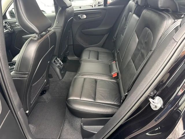 Volvo XC40 Dark Plus T5