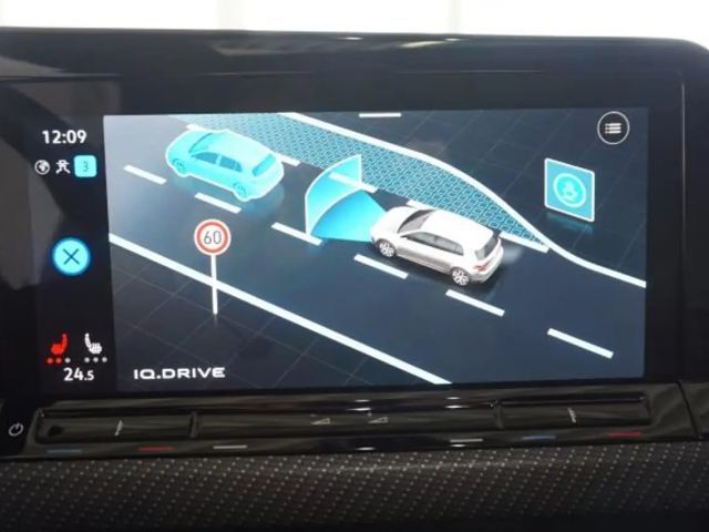 Volkswagen Golf DSG R-Line