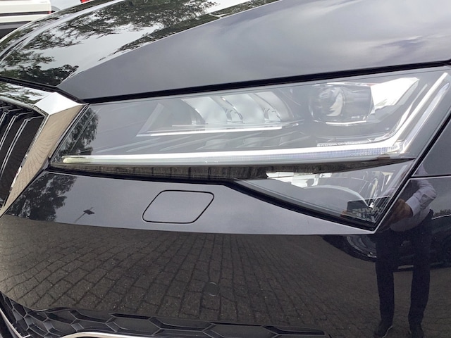 Skoda Superb 2.0 TDI Combi Style Style