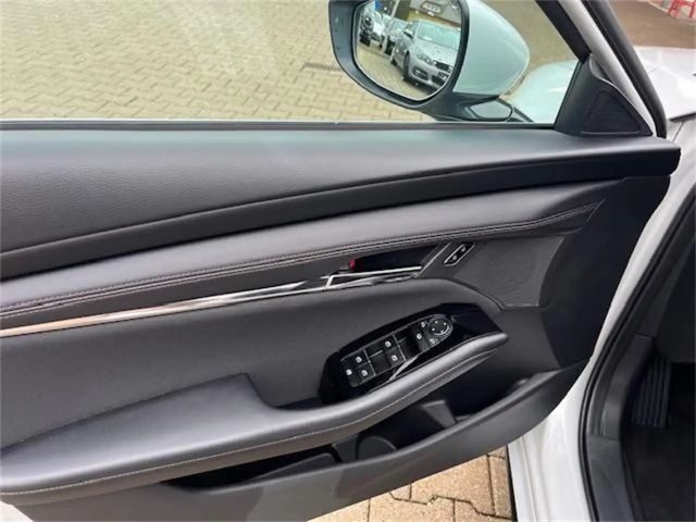 Mazda 3 SkyActiv e-Skyactiv